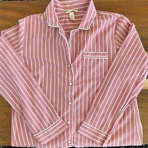 Victoria’s Secret Sleep Shirt | Medium
